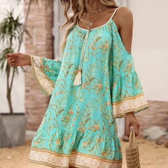 Bohemian Mint Green Floral Print Cold Shoulder Mini Dress - Picture 3 of 6